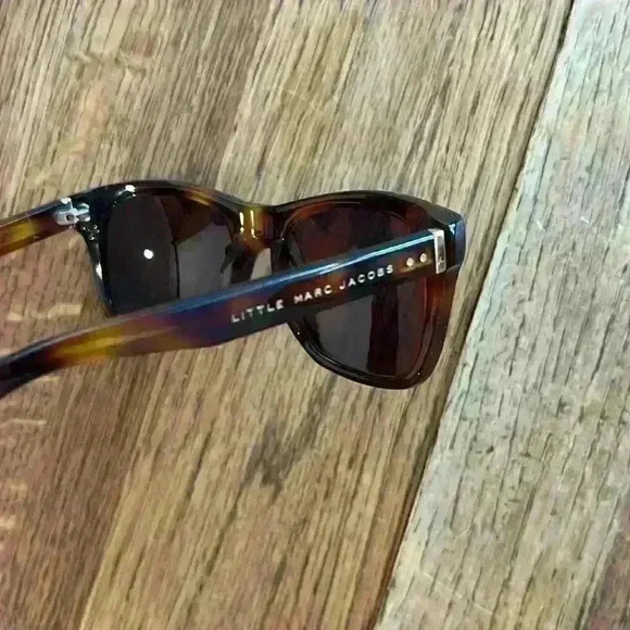 Little Marc Jacob’s sunglasses - Picture 1 of 5